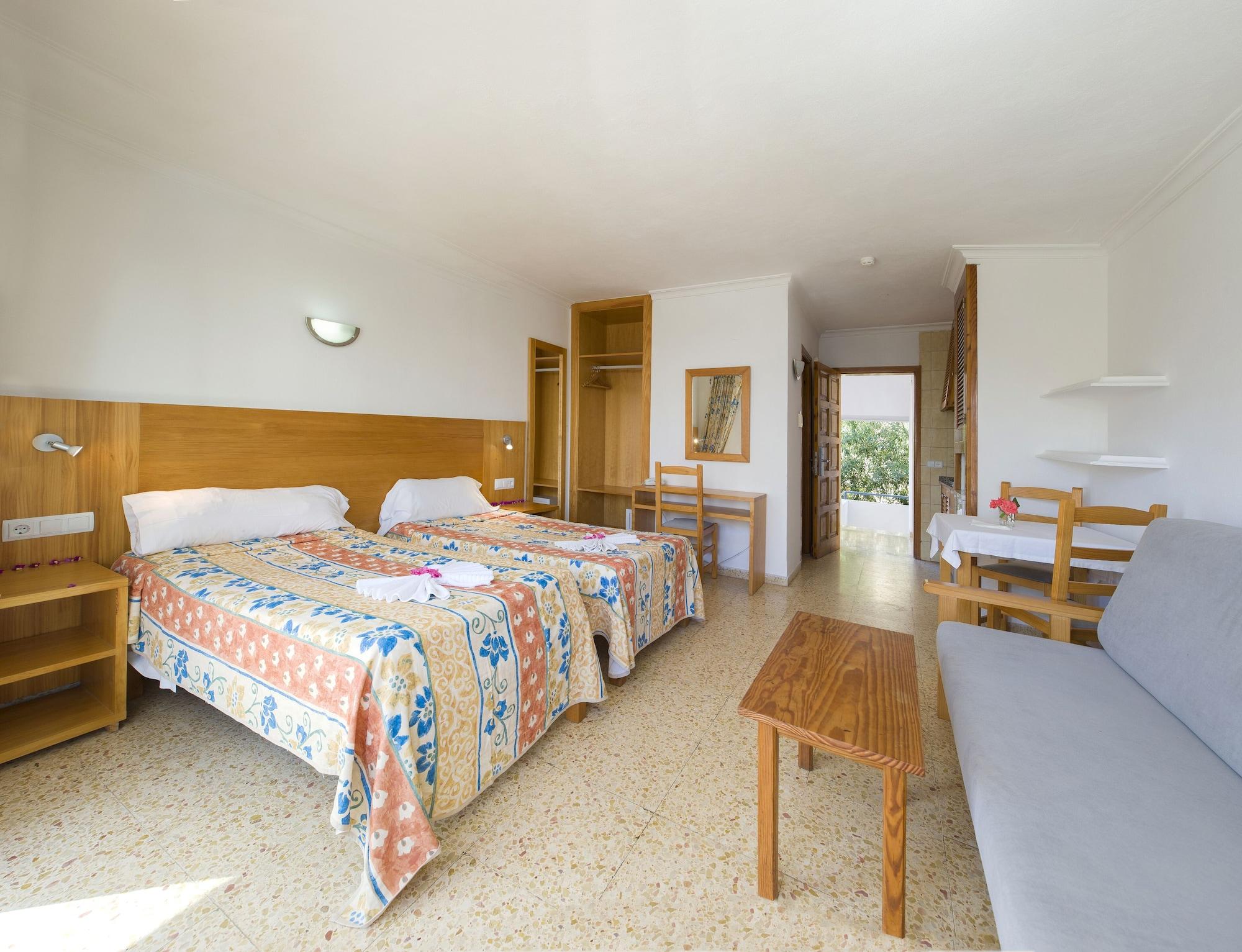 Apartamentos Green Line Bon Sol - Ab Group Playa d'en Bossa Ngoại thất bức ảnh