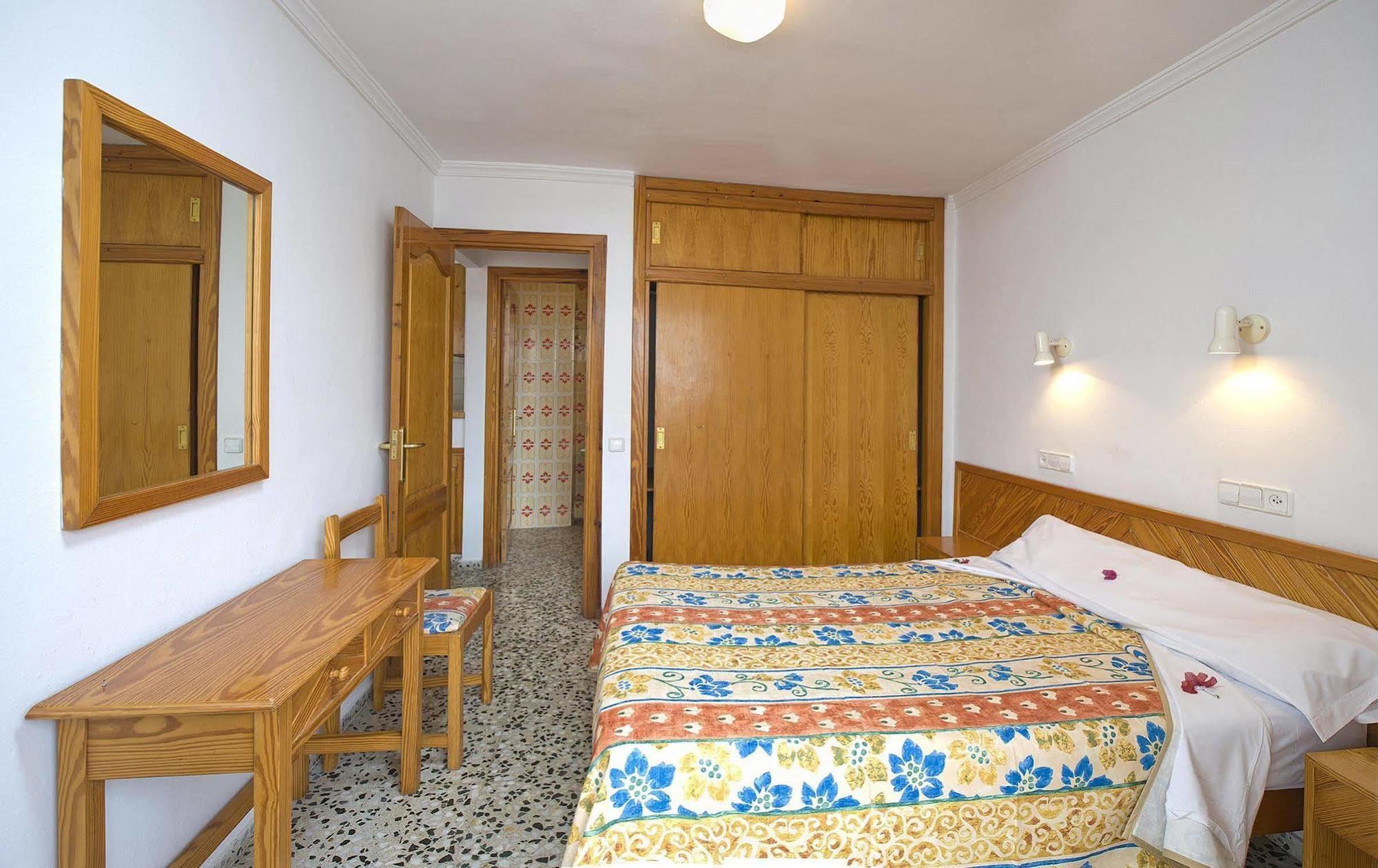 Apartamentos Green Line Bon Sol - Ab Group Playa d'en Bossa Ngoại thất bức ảnh